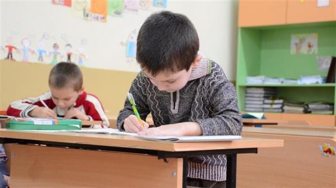 Важно за родителите, които ще запишат децата си в първи клас тази есен!