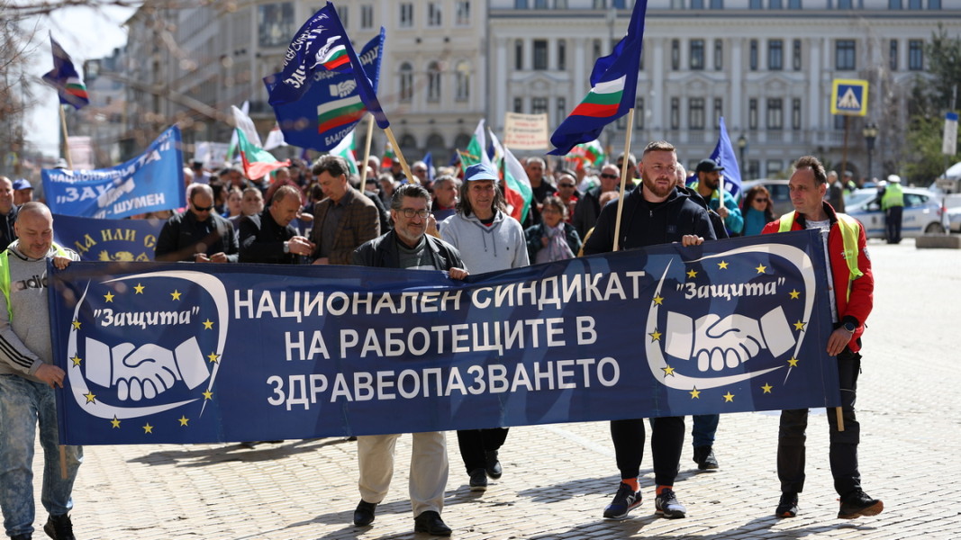 Оставката на здравната министърка искат от синдикат "Защита", готвят се за протести