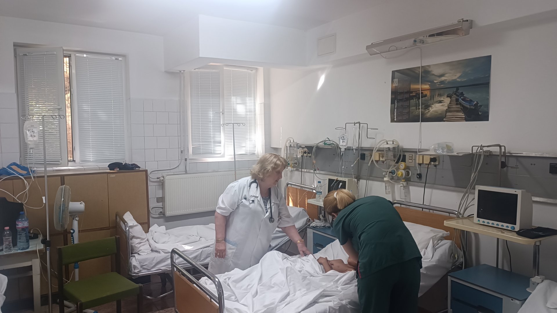 6 деца, яли бисквити с канабис, и друго, приело опиат и кокаин, са в болница