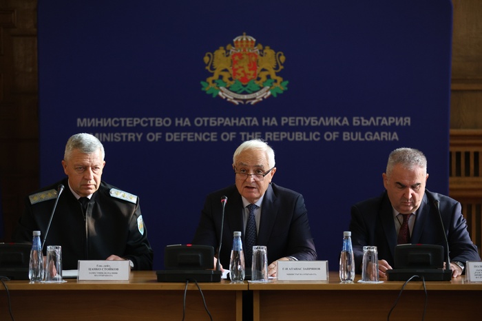 МО обяви причината за авиокатастрофата край "Граф Игнатиево", при която загинаха двама пилоти