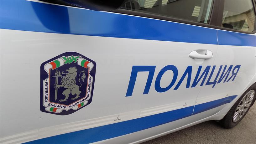 Трима забаламосаха русенец да ги пусне в дома си и му задигнаха крупна сума