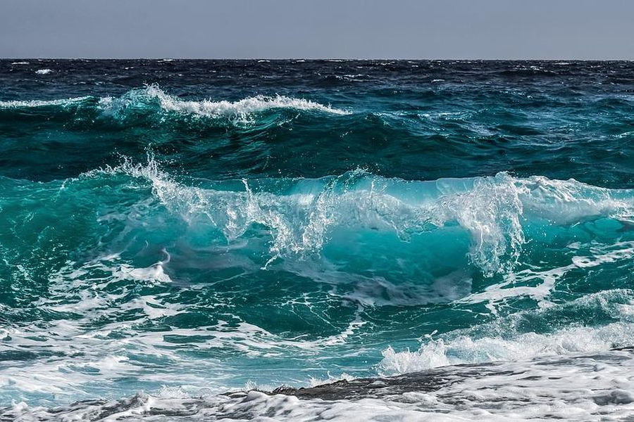 Водолази откриха тялото на изчезнал варненец