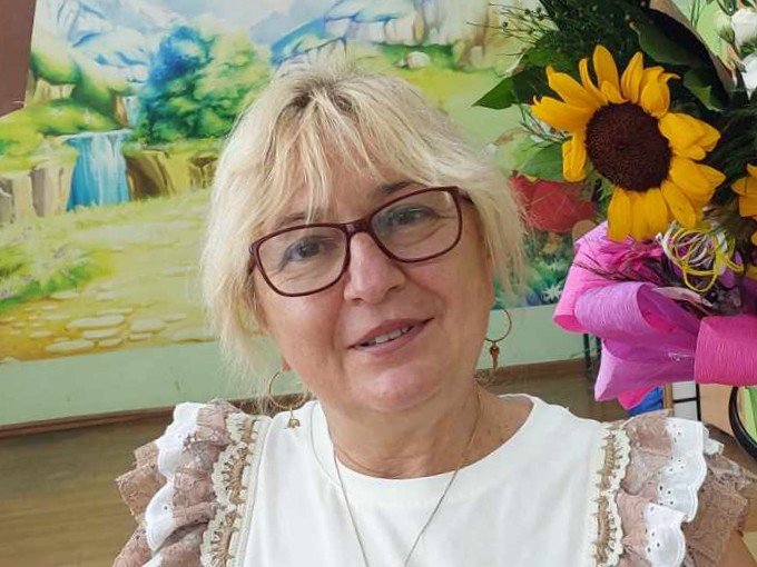 Логопедът Нели Златева  за езика на децата и на… депутатите